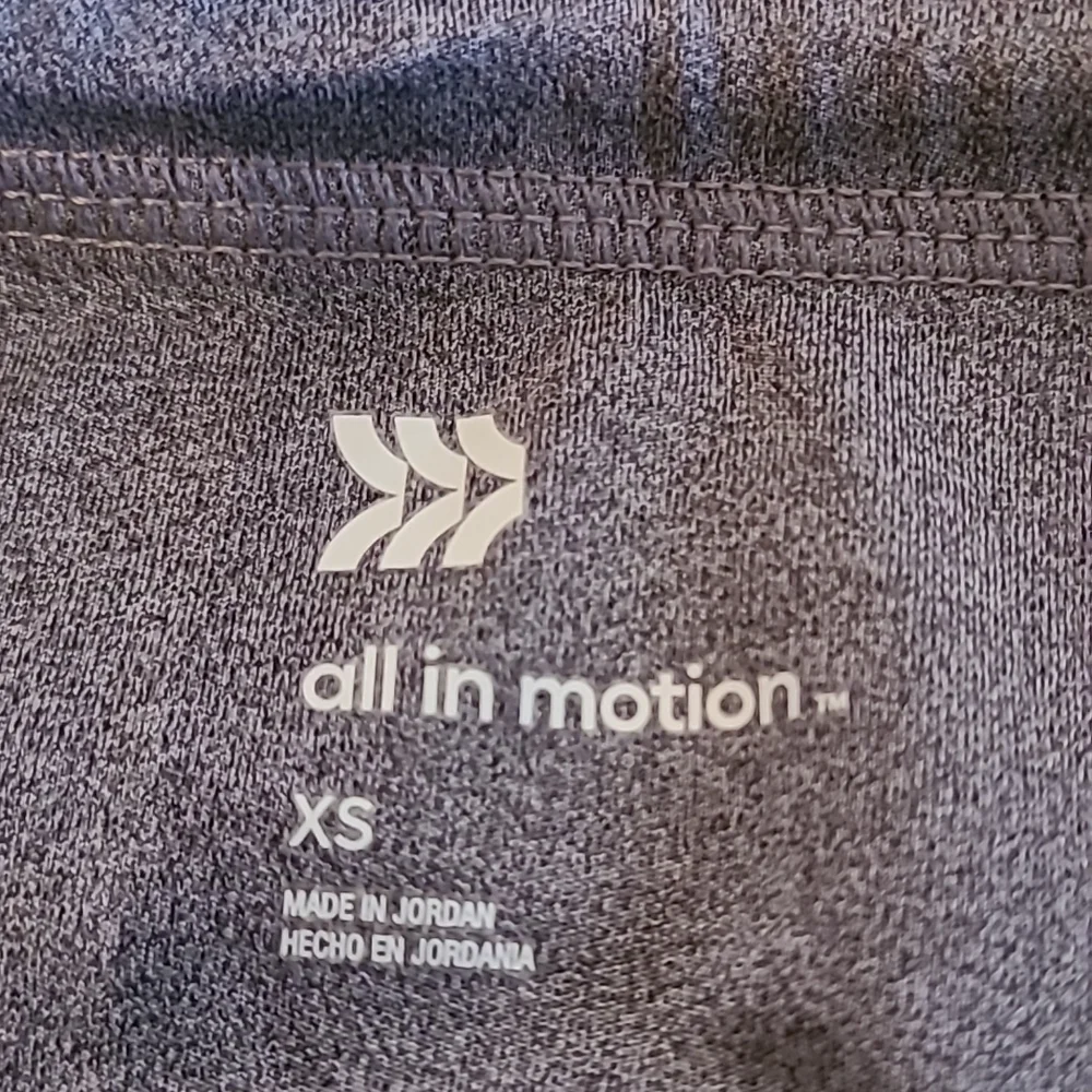 Yoga pants bundle: 2, All In Motion, capri leggings, with side pockets. Size XS. - Picture 4 of 6